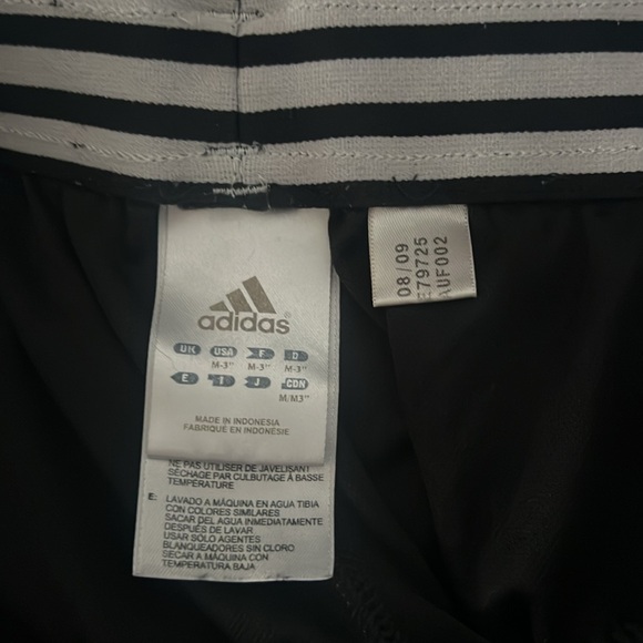 Women’s Black Adidas Shorts - Picture 4 of 4